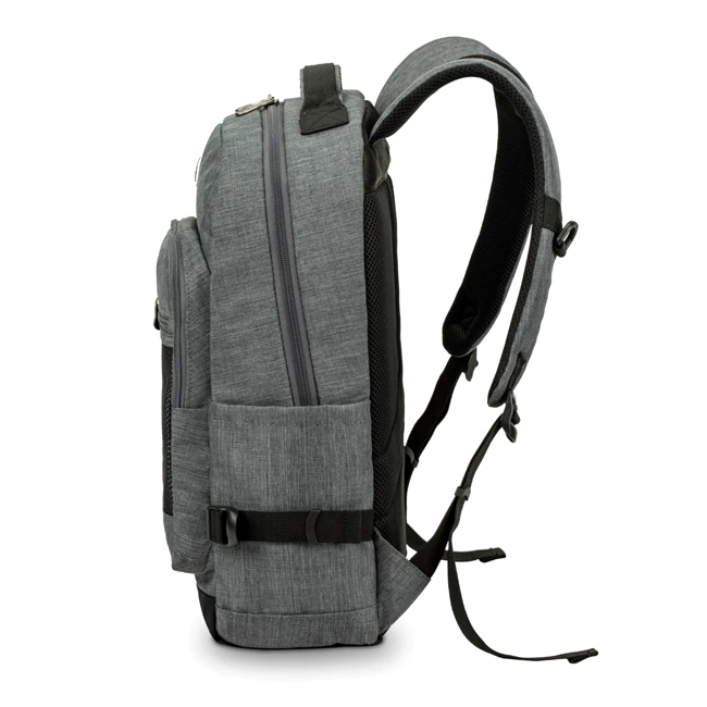 Quai đeo của Balo laptop Mikkor The Eli Backpack - Grey có thiết kế to bản, rất chắc chắn