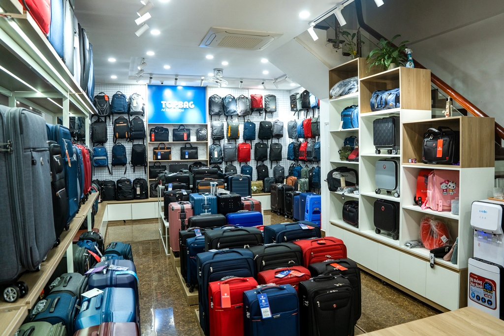 TOPBAG.vn là hệ thống phân phối và bán lẻ vali, balo, túi, phụ kiện du lịch chính hãng hàng đầu Việt Nam