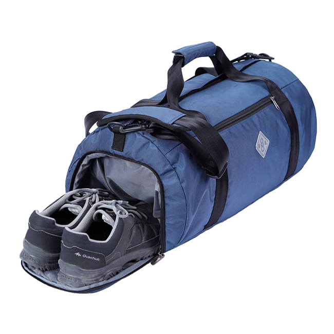 Túi du lịch Umo Primax Duffle Bags có ngăn chính rộng rãi và ngăn để giày riêng biệt