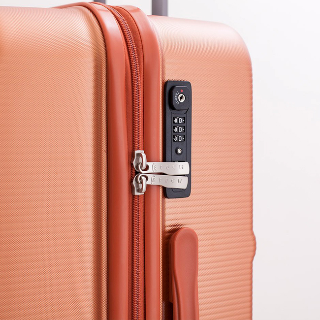 Vali Epoch 9033 28 inch (L) - Orange được trang bị khóa số TSA chuẩn an ninh hàng không quốc tế, có độ bảo mật cao, chống dò phá mật khẩu