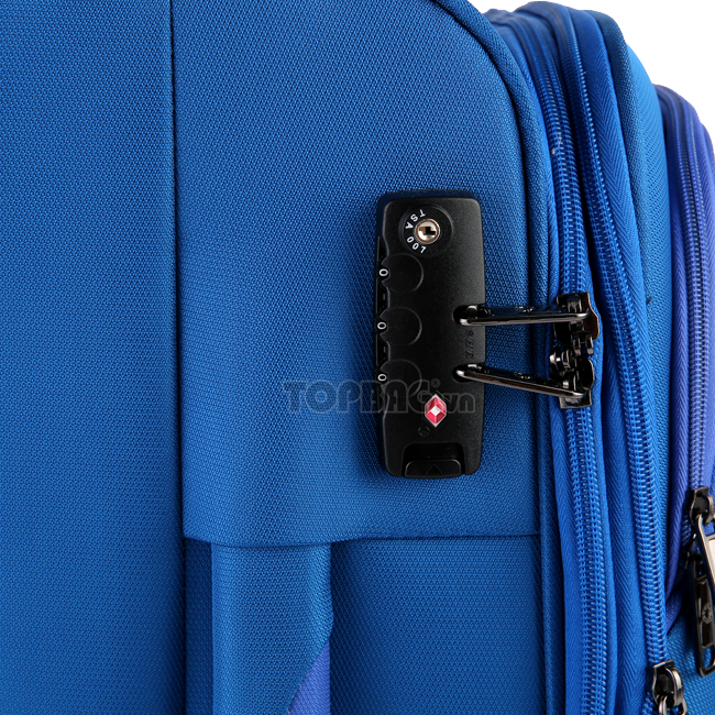 Vali siêu nhẹ Glossy Diamond GD686 24 inch (M) - Blue được trang bị khóa kéo trơn êm, kết hợp với khóa số TSA