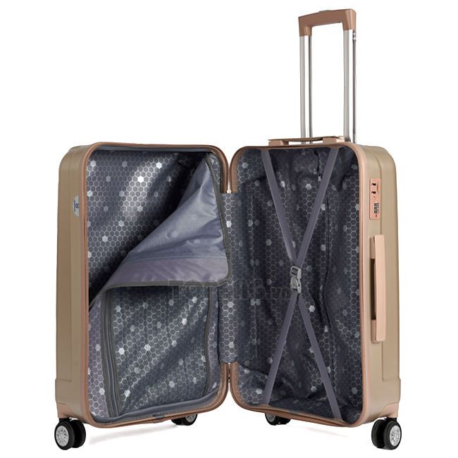 Bên trong vali được chia làm 2 ngăn, size 24 inch để được 20-25kg hành lý