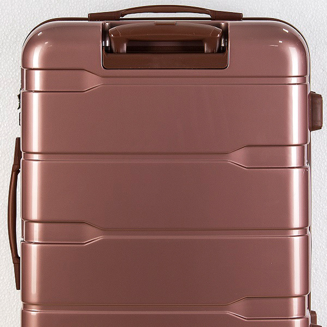 Trọng lượng vali Meganine 9081 rất nhẹ, size 24 icnh (M) chỉ là 3,51kg