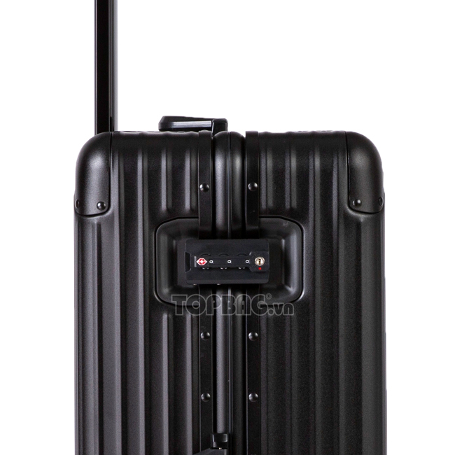 Vali RS1807 có thiết kế an toàn, bảo mật thuộc diện tốt nhất trong các kiểu vali hiện nay