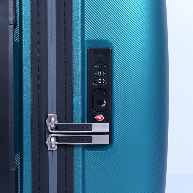 Vali Sakos Infinity được trang bị khóa số TSA cao cấp, loại khóa chìm, độ bền bỉ cực cao, tính bảo mật tốt, chống dò phá mật khẩu