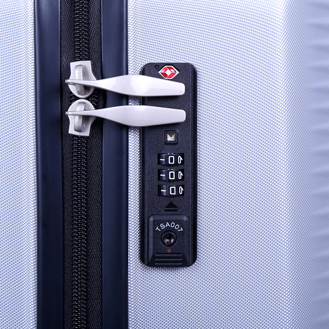 Vali Stargo Xavan Z22 trang bị khóa số TSA cao cấp, an toàn, bảo mật tốt