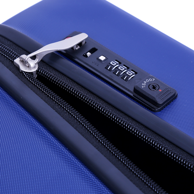 Vali Stargo Xavan Z26 trang bị khóa số TSA, kết hợp khóa kéo dây kép chống rạch trộm
