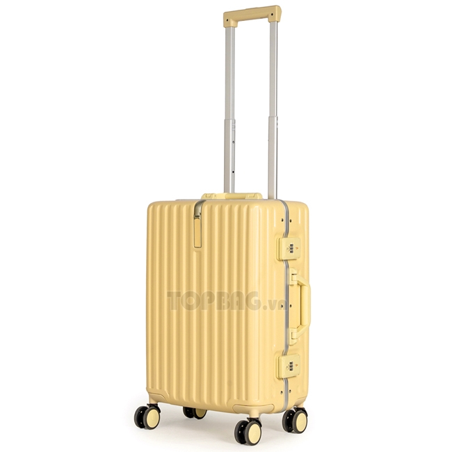 Vali nhựa khung nhôm Travel King 805 20 inch (S) - Vàng, kiểu dáng đẹp, màu sắc nổi bật