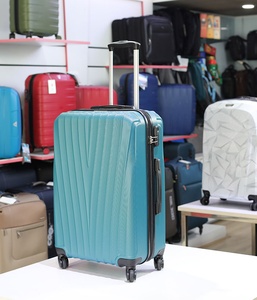 Những thương hiệu vali phổ biến cần biết khi đi mua vali | TOPBAG.VN