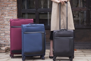 Bật mí 5 kinh nghiệm sử dụng vali kéo du lịch không phải ai cũng biết giúp vali luôn sạch và bền đẹp | TOPBAG.VN